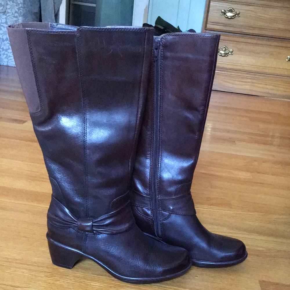 Clarks leather riding boot
